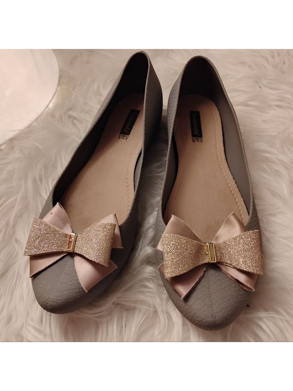 Boaonda Icarai 2 women's flat shoes in the "Dove" (gray) colorway. Waterproof 8